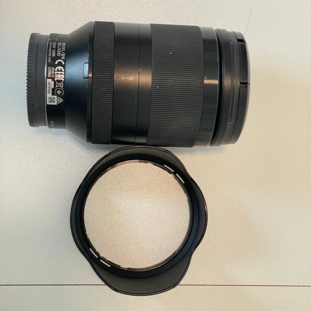 Sony FE 24-240mm f/3.5-6.3 OSS Full Frame E Mount Telephoto Zoom Lens